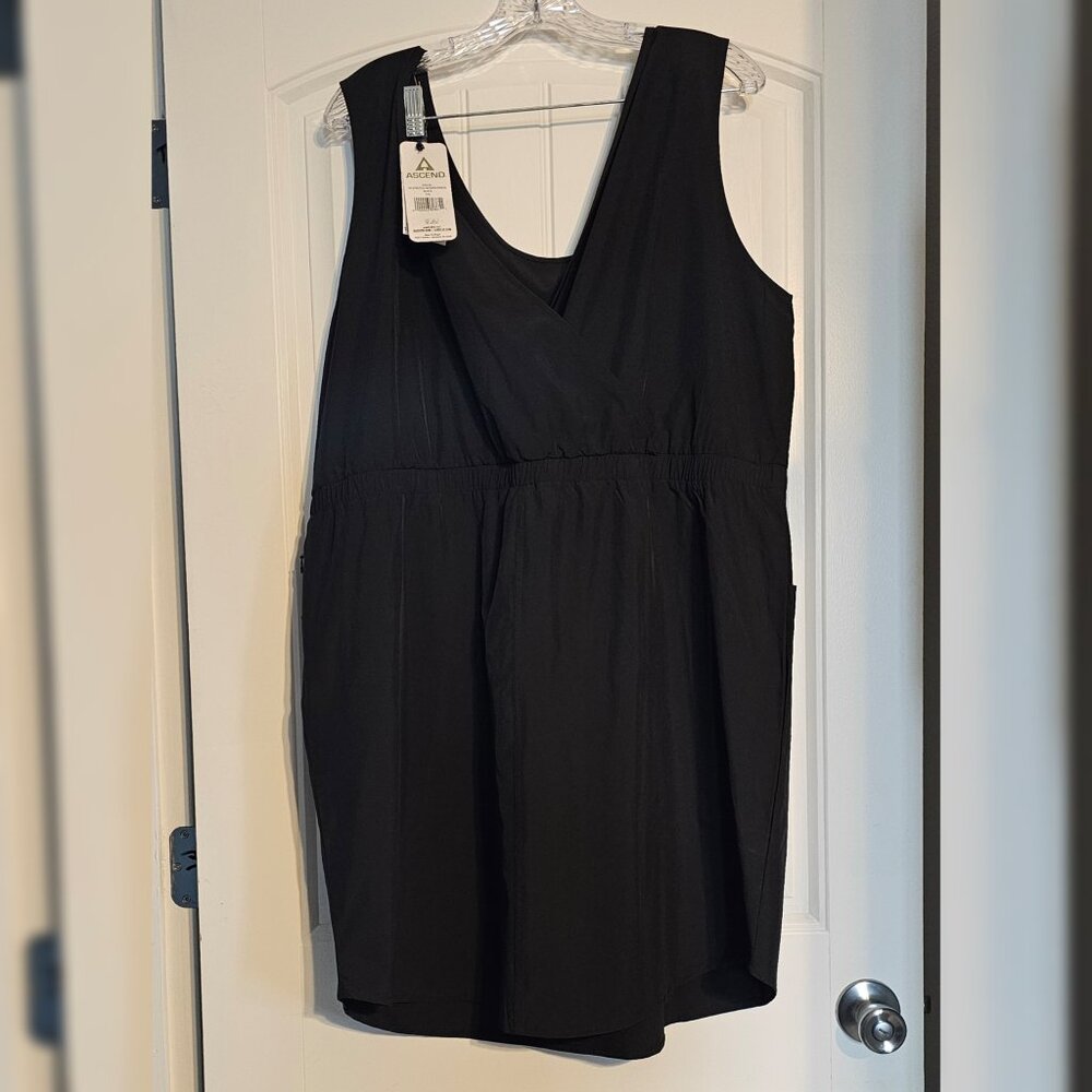 Ascend Women's Stretch Woven Dress with Pockets